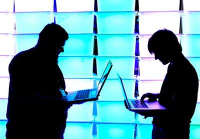 英特爾處理器漏洞影響數(shù)十億電腦手機(jī)，你該如何應(yīng)對(duì)？